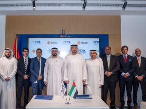مصرف الإمارات للتنمية ومصرف عجمان يتعاونان لتحفيز تمويل الشركات الصغيرة والمتوسطة ودفع عجلة الابتكار في الإمارات