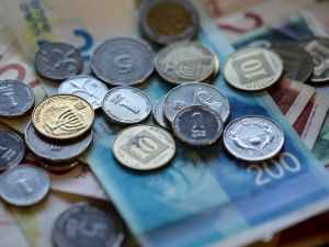 بنوك - تعامل فلسطين وإسرائيل