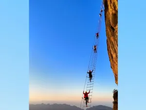 China unveils exciting new ‘Sky Ladder’ tourist attraction