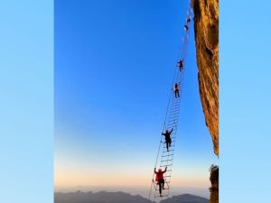 China unveils exciting new ‘Sky Ladder’ tourist attraction