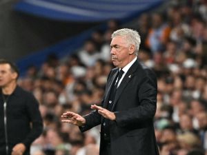 مدرب ليغانيس يصف أنشيلوتي بالنموذج المثالي