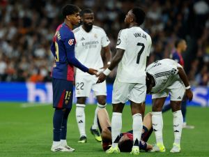 برشلونة في انتظار رد فعل بشأن الإهانات في البرنابيو بعد سلسلة من الاجتماعات