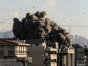 Israeli air strikes on Lebanon 