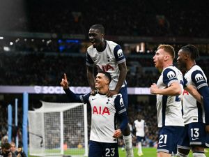 تشكيلات الفرق: توتنهام - روما في الدوري الأوروبي 2024-25