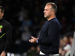 فليك: برشلونة قدم أداءً مخيبًا بعد التعادل مع سيلتا فيغو
