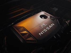 نيسان تستوحي من الهندسة الميكانيكية لسيارة GT-R لتقديم أداء أكثر تفوقًا في باترول الجديد كليًا