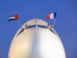 الاتحاد للطيران تعيد طائرة إيرباص A380 الشهيرة إلى باريس