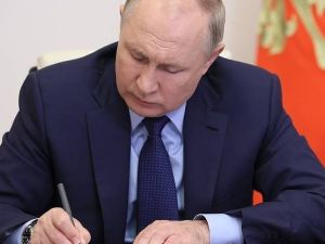 Putin expands Russia’s nuclear threat amid escalating tensions with the U.S. 