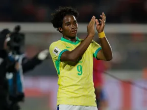 Brazil's forward Endrick celebrates after winning the 2026 FIFA World Cup South American qualifiers football match between Chile and Brazil, at the National stadium in Santiago, on October 10, 2024. (Photo by Javier TORRES / AFP)