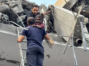 دد شهداء الدفاع المدني منذ بداية الحرب على غزة يصل إلى 87 شهيدا