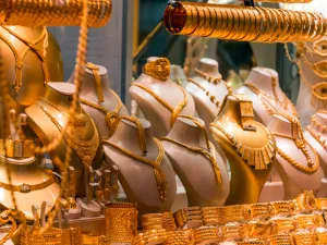 Gold prices