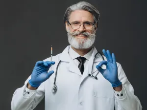 طبيب البوابة: 5 لقاحات للكبار لمنع الإصابة بالأمراض المعدية 