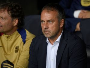 فليك يحدد الأولويات: برشلونة بحاجة إلى جناح جديد في الانتقالات الشتوية