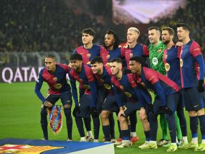 فليك يتحدث عن رافينيا، توريس وفيرمين بعد فوز برشلونة على دورتموند