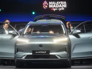 Malaysia’s first locally made EV debuts with competitive pricing