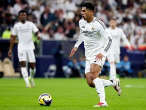 إصابة بيلينغهام تثير القلق في ريال مدريد