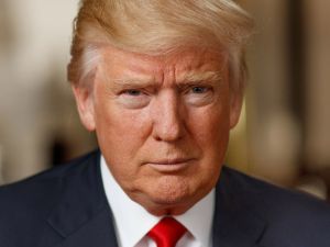 Trump leaves door open to war with Iran and sharply criticizes Zelensky
