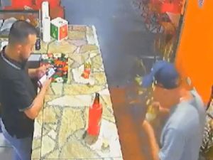 Fried chicken meal explodes in face of man in Brazil