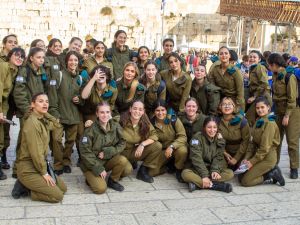 Israeli religious women combat