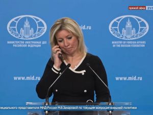  Moscow escalates tensions with London, bans top British officials