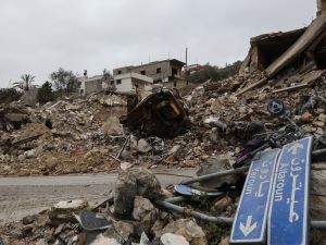 Israeli airstrikes violate ceasefire, kill three civilians in southern Lebanon