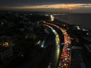Lebanese army accuses Israel of repeated ceasefire violations hours after agreement