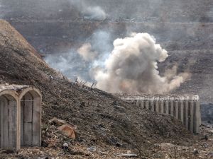 Massive Israeli airstrike in Syria triggers 3.0-magnitude earthquake alert.