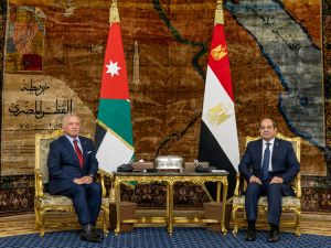 Sisi and King Abdullah II hold urgent talks in Cairo
