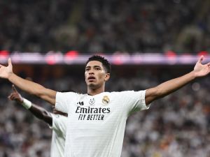 تشكيلة ريال مدريد المتوقعة ضد برشلونة في نهائي كأس السوبر الإسباني 2025