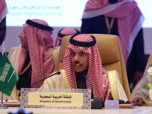 Saudi FM visits Lebanon