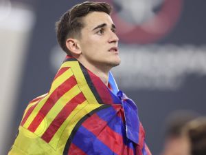 جافي: زميلي في برشلونة يستحق لقب الأفضل في العالم بعد ميسي