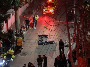 An Israeli killed, three injured in Tel Aviv stabbing attack