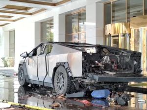 Details about the Tesla Cybertruck explosion in Los Angeles