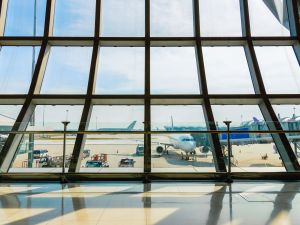 The world’s most dangerous airports, according to a Russian flight attendant