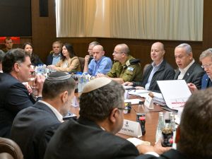Israeli cabinet approves Trump's plan for Palestinians' displacement