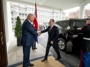 Starmer meets Trump at the White House