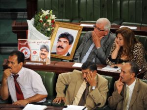 Opposition figure