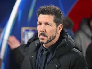 سيميوني يشيد بفليك قبل معركة الكأس