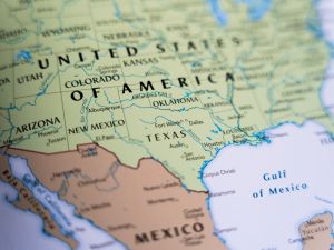 Apple Maps criticized for not renaming Gulf of Mexico like Google Maps