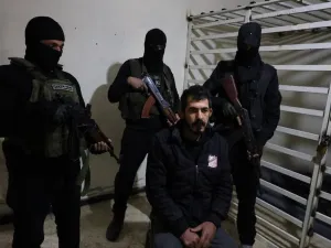 القبض على قائد في نظام الأسد