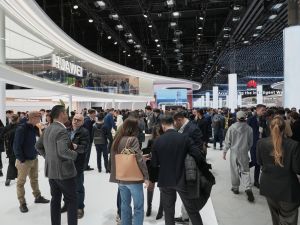 Huawei Dominates MWC 2025 with 33 Media Awards for Innovation Across Product Lines