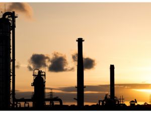 صادرات العراق من النفط إلى أمريكا بلغت 5 ملايين برميل خلال الشهر, المصدر shutterstock