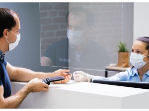 اليمن: شلل يصيب البنوك والوقود والاتصالات, المصدر shutterstock