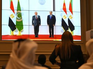 Emergency Arab summit in Cairo