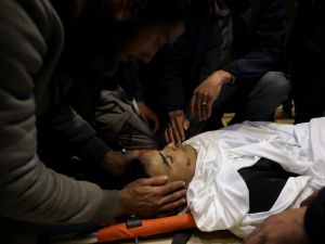 Israeli forces kill Palestinian boy, injure journalist, and intensify attacks in Gaza