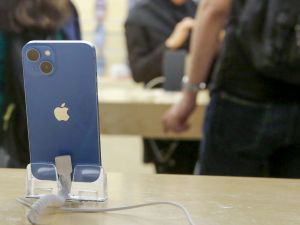 Apple leaks: iPhone 17 Air to launch without USB-C charging port