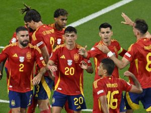 موراتا: بيدري لاعب مُتفانٍ ويملك شخصية قيادية في برشلونة وإسبانيا