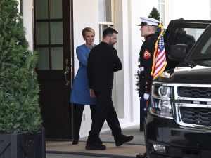 Did Trump just "sell out" Ukraine? Reports answers 