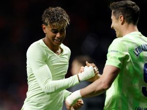 يامال ومستقبل برشلونة.. كيف يتجنب النادي أخطاء الماضي؟