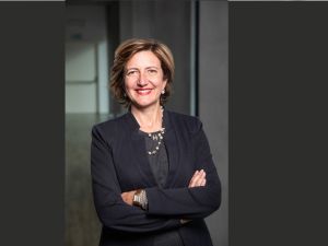 du announces collaboration with Microsoft to transform AI call center operations at MWC 2025